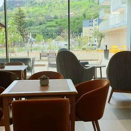 Domitys - Les Aiglons Blancs Apartahotel *